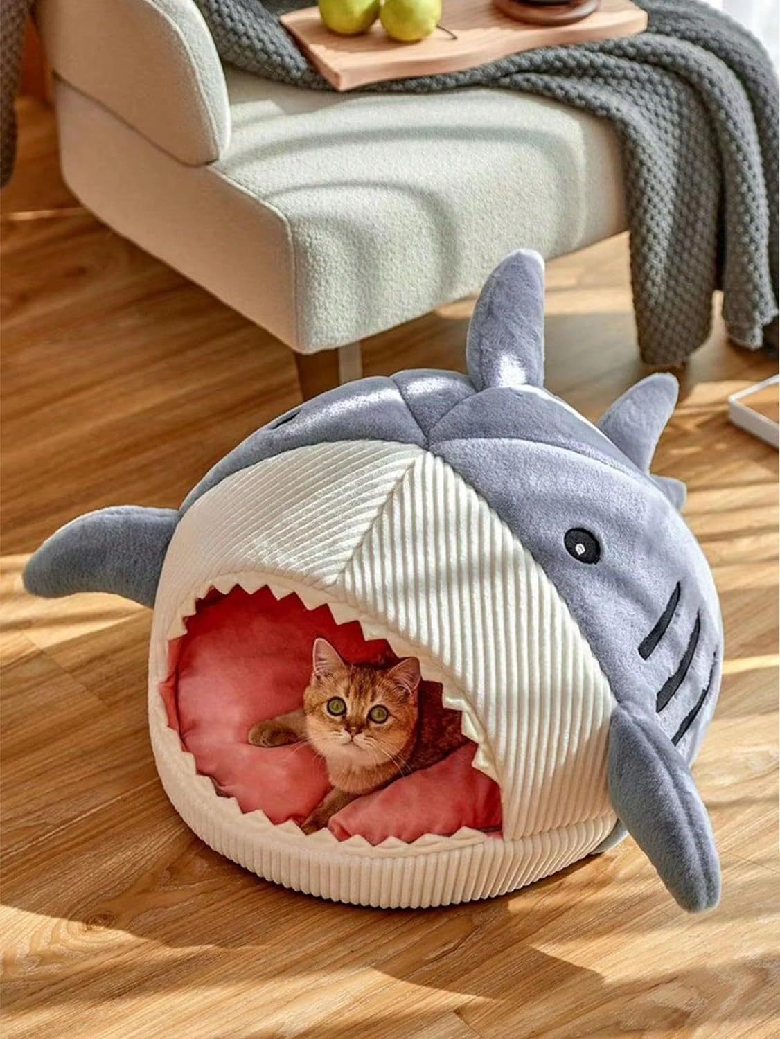 Luxury Plush Shark Pet Bed – Cosy, Fun & Enclosed Nest Design for Cats & Small Dogs