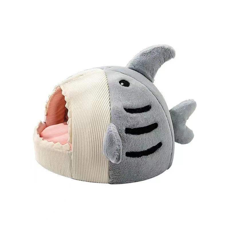 Luxury Plush Shark Pet Bed – Cosy, Fun & Enclosed Nest Design for Cats & Small Dogs