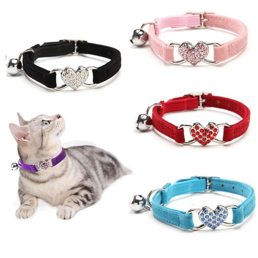 Adjustable Cat Collar with Heart Charm – Lightweight & Comfortable